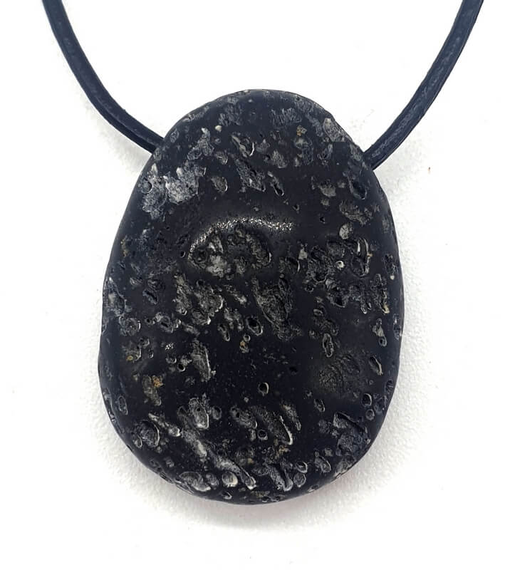 Pierre de Lave roulée Percée 3cm