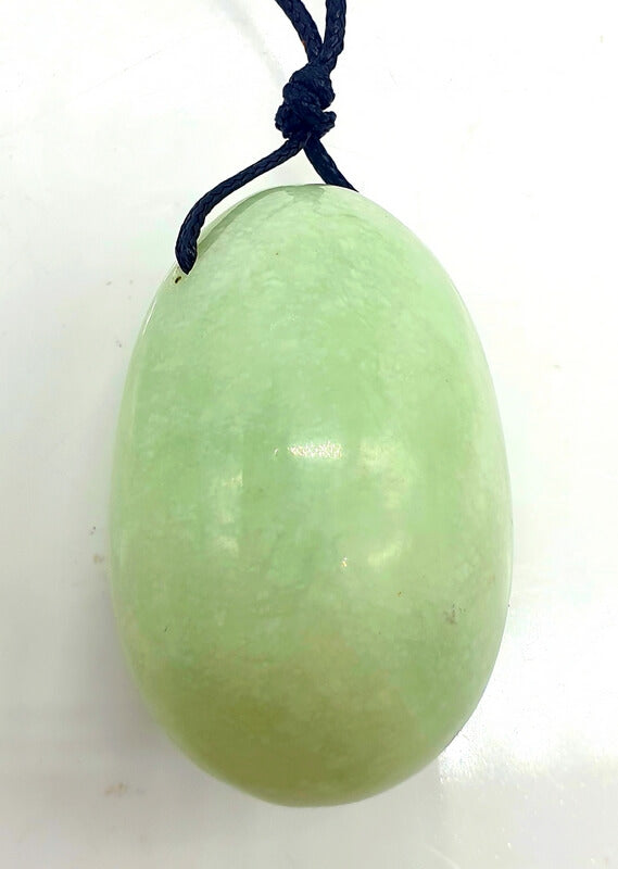 Oeuf de Yoni Jade Verte 4.5cm